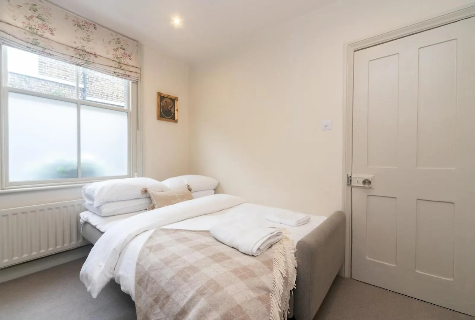 Unique House In A Picturesque Greenwich Street Pass The Keys London United Kingdom