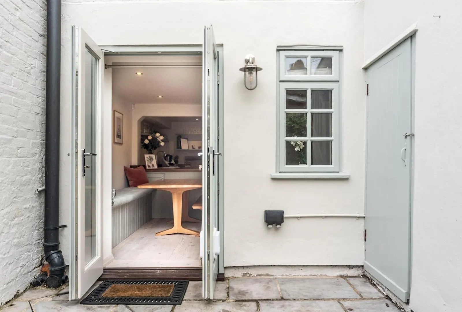 Holiday home Unique House In A Picturesque Greenwich Street Pass The Keys London